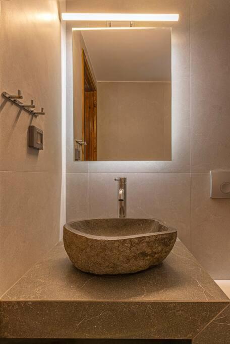 Margaritis Luxury Medieval House *